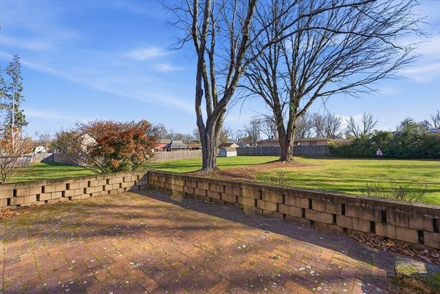 23 Peros Drive, Agawam, MA 01001