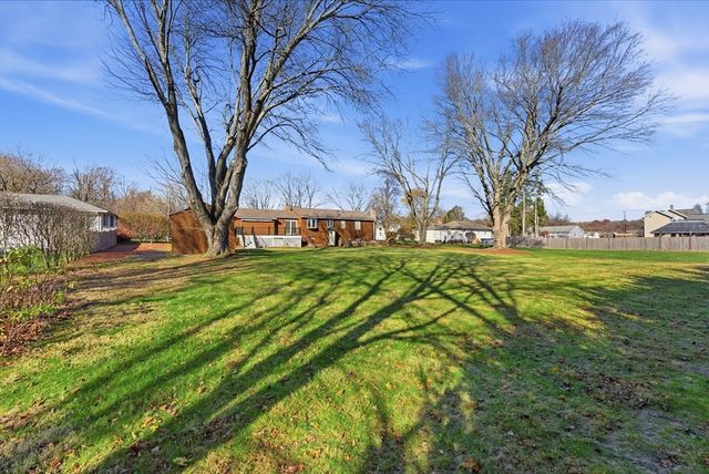 23 Peros Drive, Agawam, MA 01001