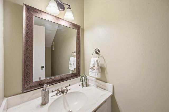 10336 Briar Forest Drive, Houston, TX 77042