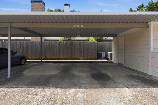 10336 Briar Forest Drive, Houston, TX 77042