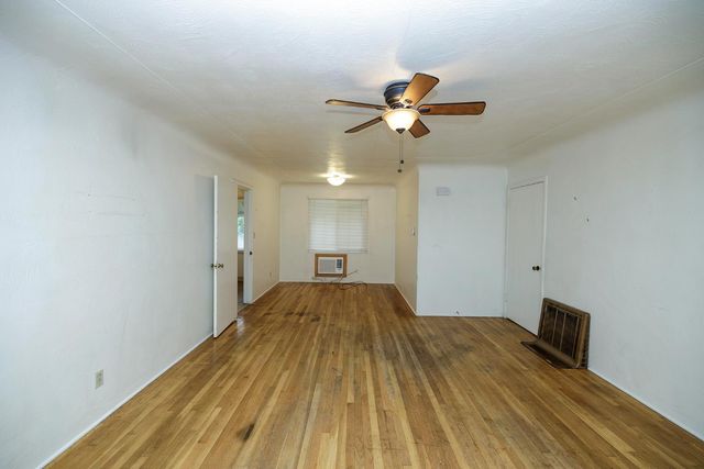 528 S Minaret Ave, Turlock, CA 95380