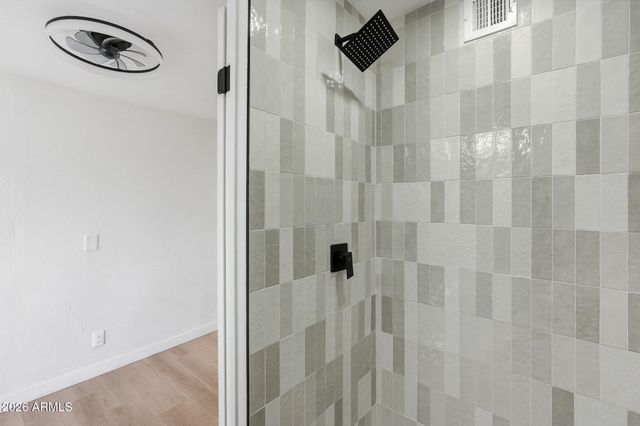 2047 E VIRGINIA Avenue, Phoenix, AZ 85006