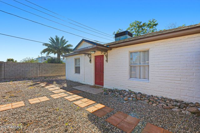 2047 E VIRGINIA Avenue, Phoenix, AZ 85006