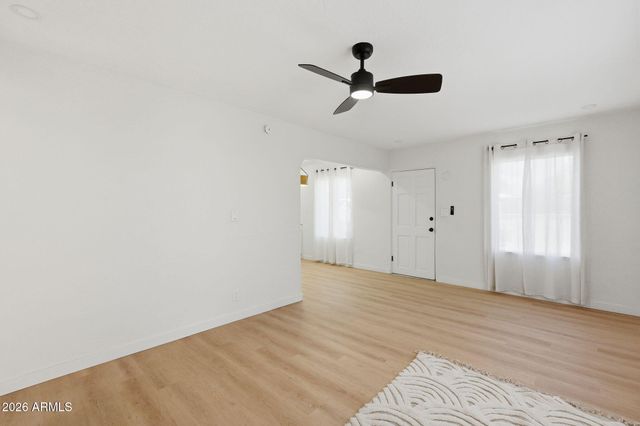 2047 E VIRGINIA Avenue, Phoenix, AZ 85006