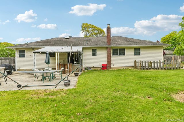 1374 Saxon Avenue, Bay Shore, NY 11706