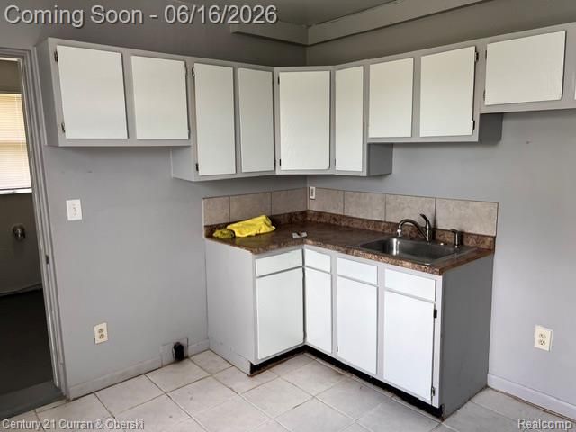 5727 Merriman Road, Garden City, MI 48135