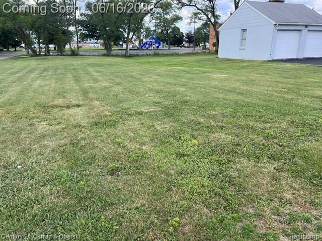 5727 Merriman Road, Garden City, MI 48135