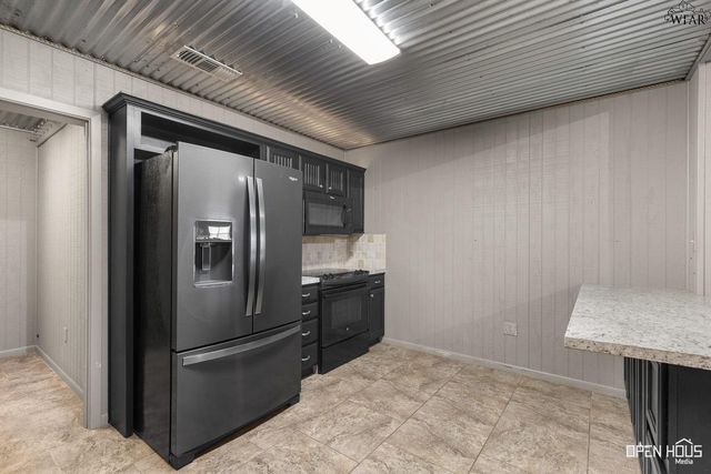 8379 FM 368, Iowa Park, TX 76367