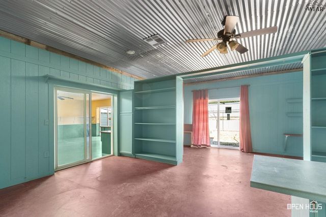 8379 FM 368, Iowa Park, TX 76367