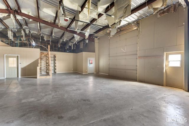 8379 FM 368, Iowa Park, TX 76367