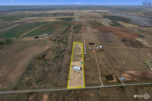 8379 FM 368, Iowa Park, TX 76367