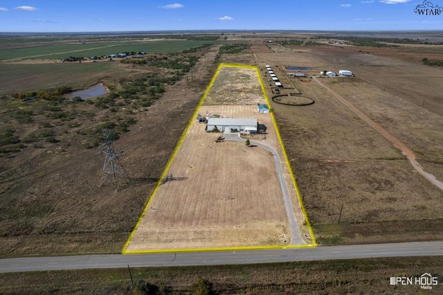 8379 FM 368, Iowa Park, TX 76367