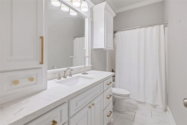 6539 White Oleander Circle W, Lake Charles, LA 70605