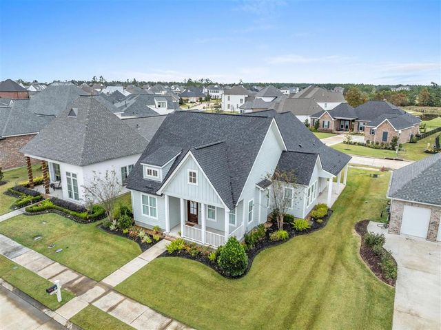 6539 White Oleander Circle W, Lake Charles, LA 70605