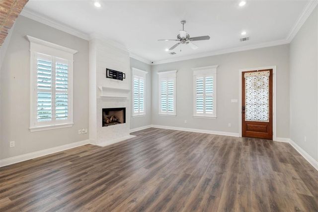 6539 White Oleander Circle W, Lake Charles, LA 70605