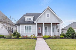 6539 White Oleander Circle W, Lake Charles, LA 70605