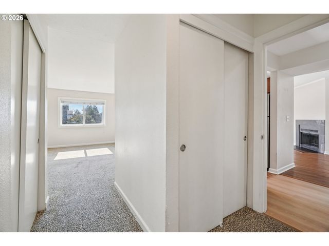 6600 Se DIVISION St 305, Portland, OR 97206