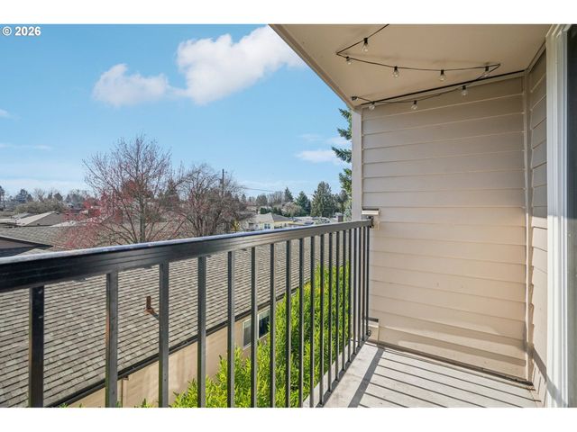6600 Se DIVISION St 305, Portland, OR 97206