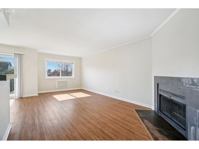 6600 Se DIVISION St 305, Portland, OR 97206