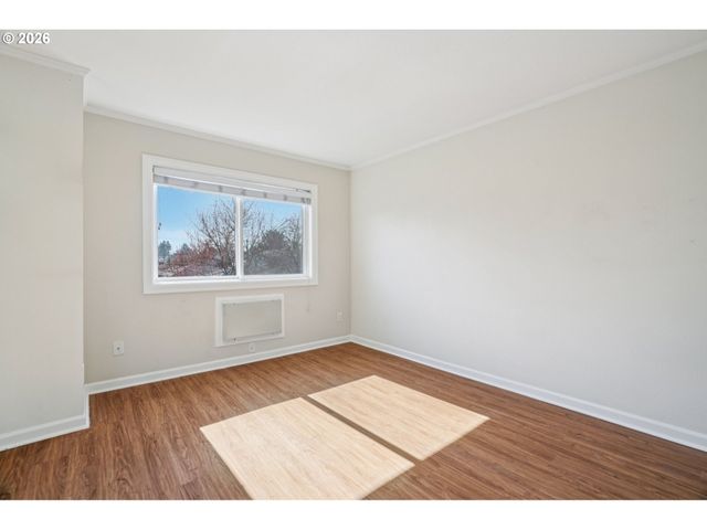 6600 Se DIVISION St 305, Portland, OR 97206