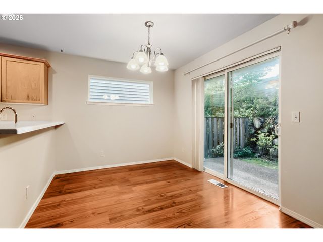 16972 Nw ARIZONA Dr, Beaverton, OR 97006