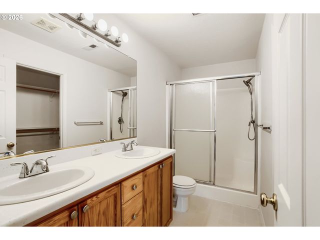 16972 Nw ARIZONA Dr, Beaverton, OR 97006