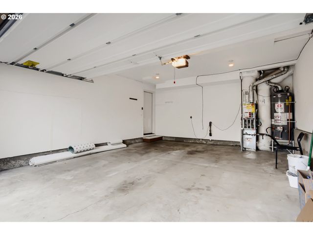 16972 Nw ARIZONA Dr, Beaverton, OR 97006