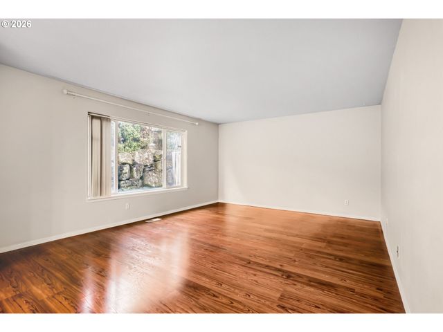 16972 Nw ARIZONA Dr, Beaverton, OR 97006
