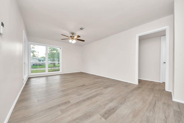 13406 Melcher Drive, Houston, TX 77045