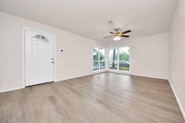 13406 Melcher Drive, Houston, TX 77045