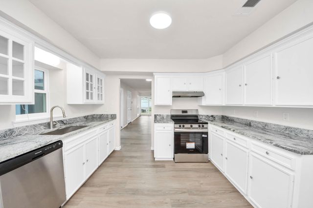 13406 Melcher Drive, Houston, TX 77045