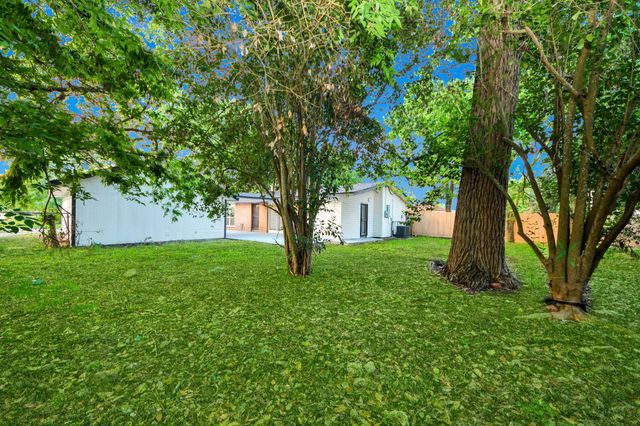 13406 Melcher Drive, Houston, TX 77045