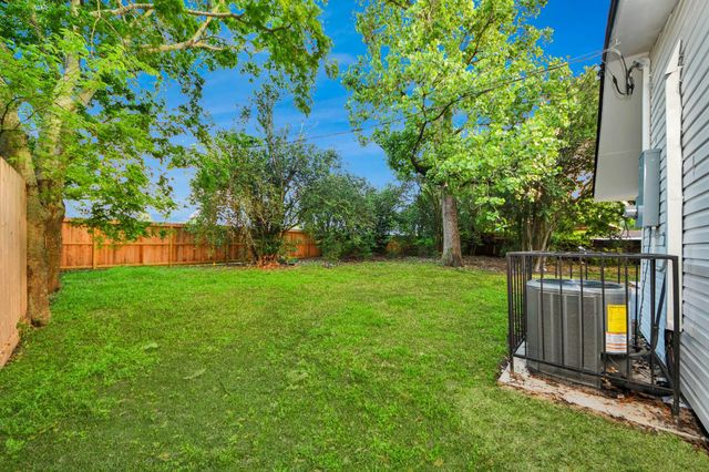 13406 Melcher Drive, Houston, TX 77045