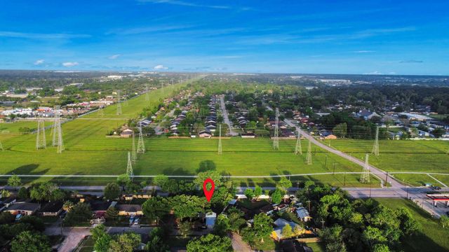 13406 Melcher Drive, Houston, TX 77045