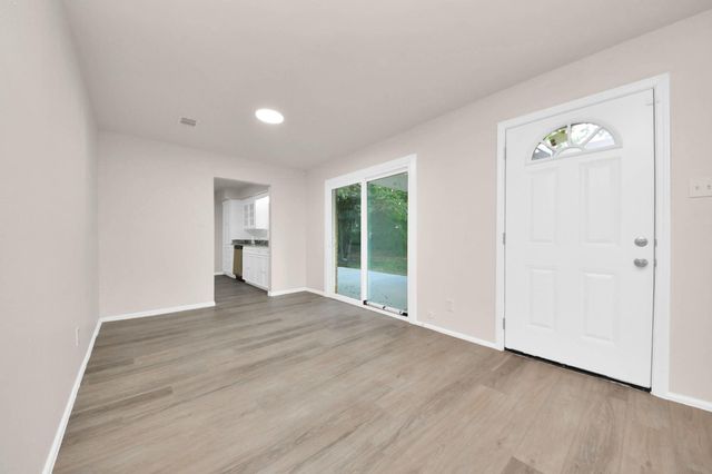 13406 Melcher Drive, Houston, TX 77045