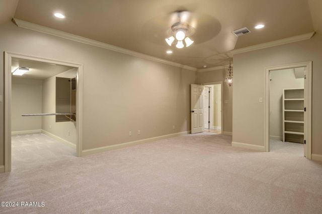 103 Vanburg Place, Lafayette, LA 70508