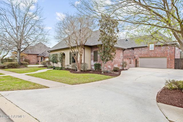 103 Vanburg Place, Lafayette, LA 70508