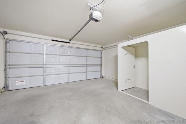 11924 N 107th East Place, Collinsville, OK 74021