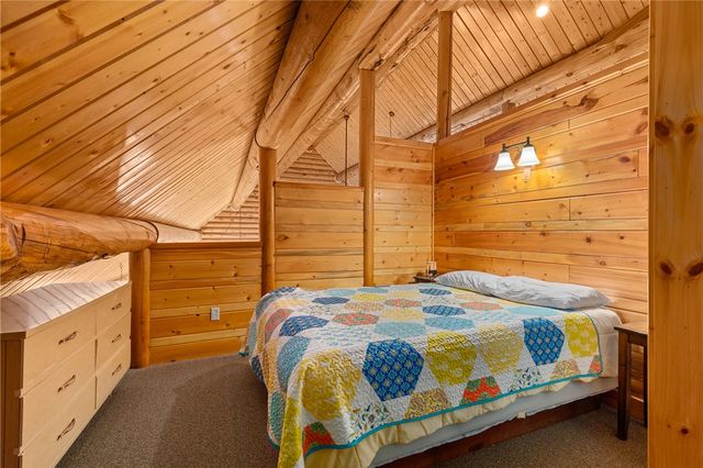 26 Beaver Trail Loop, Red Lodge, MT 59068