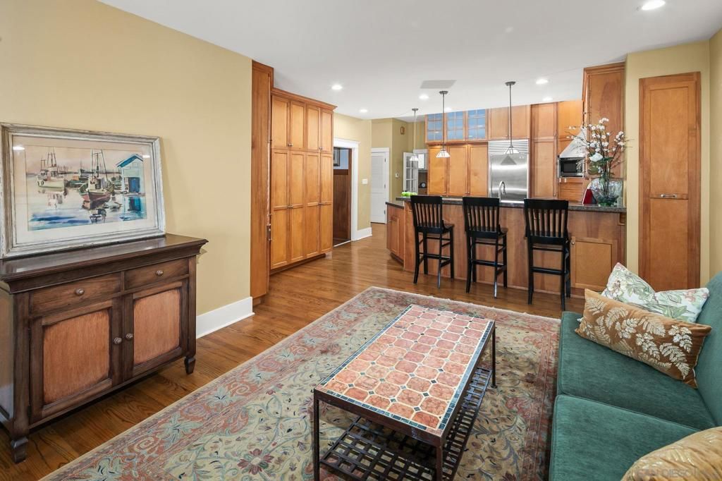 Image 17 of property listing at 2124 Sunset Blvd, San Diego, CA 92103