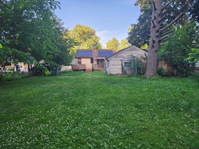 314 S Orchard Avenue, Waukegan, IL 60085