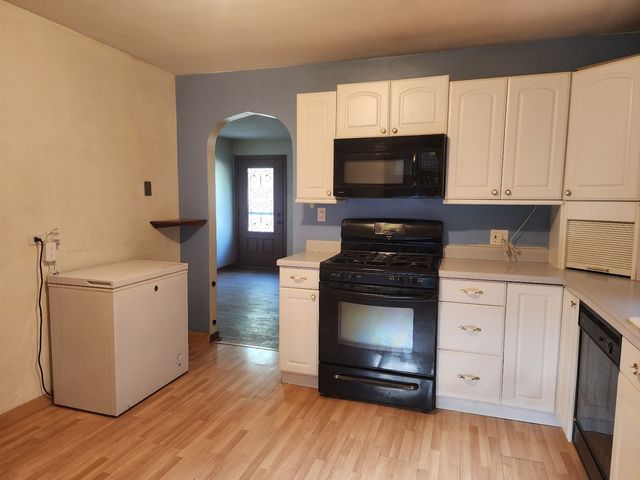 314 S Orchard Avenue, Waukegan, IL 60085