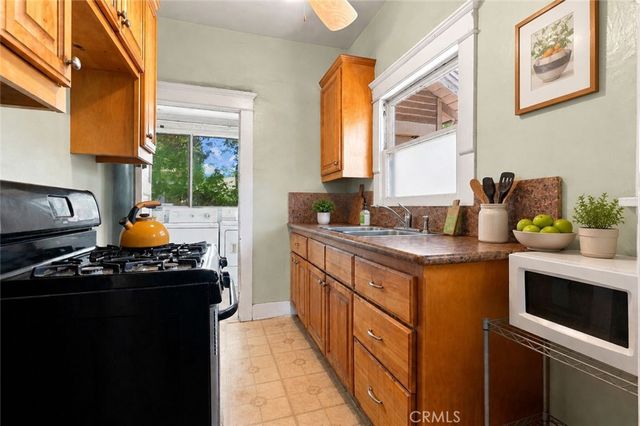 134 Grand, Monrovia, CA 91016