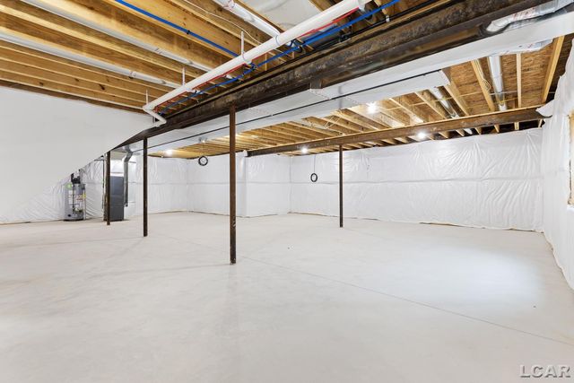 799 War Bonnet Drive, Tecumseh, MI 49286