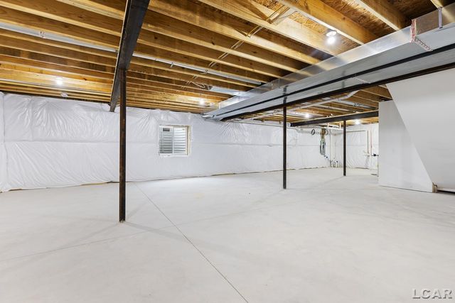 799 War Bonnet Drive, Tecumseh, MI 49286