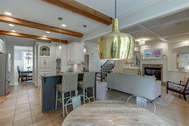 7310 Hedgewood Way, Hoschton, GA 30548