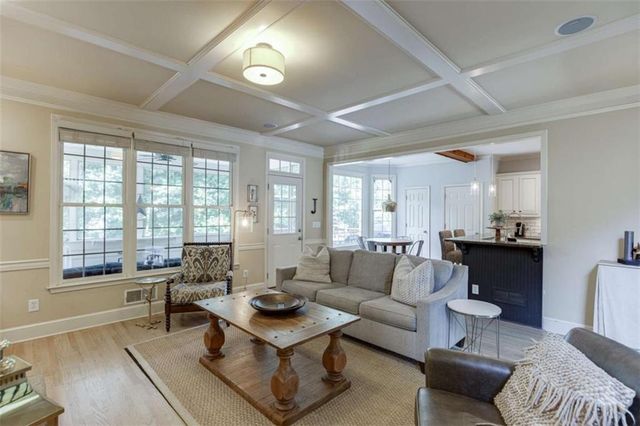 7310 Hedgewood Way, Hoschton, GA 30548