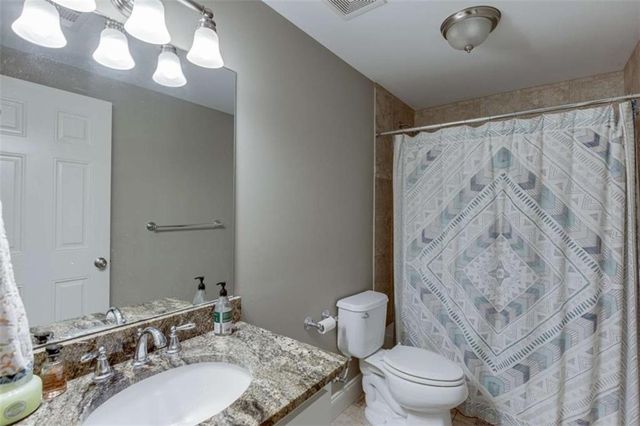 7310 Hedgewood Way, Hoschton, GA 30548