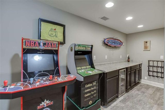 7310 Hedgewood Way, Hoschton, GA 30548