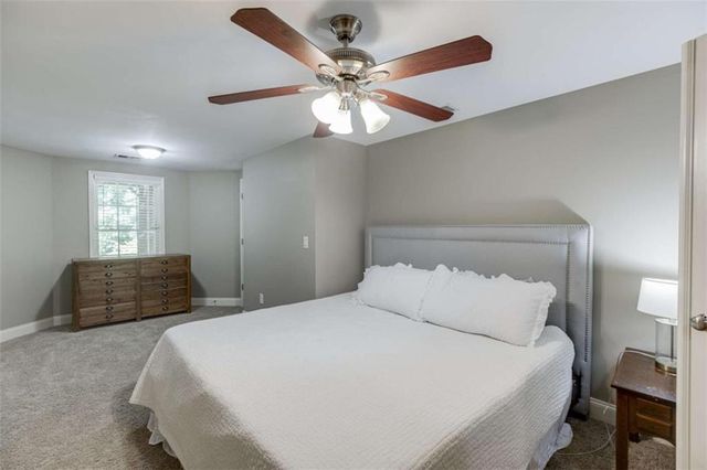 7310 Hedgewood Way, Hoschton, GA 30548